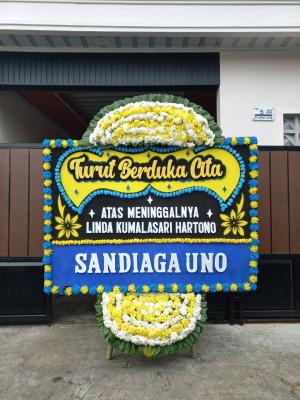 Papan Bunga Duka di Kampung Kelawi